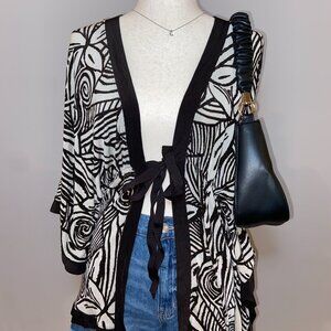 Chico’s Travelers Brown White Floral Kimono Tropical Print Tie Front size S/M